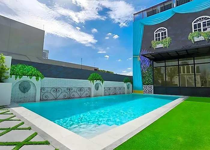 Quartier By Montraj Sukhumvit Hotel