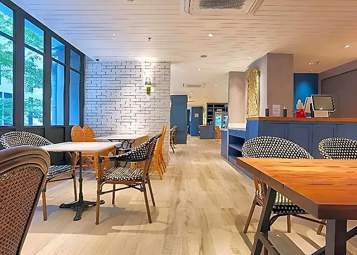 Quartier By Montraj Sukhumvit