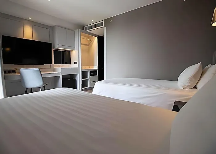 Hotel Quartier By Montraj Sukhumvit 4*